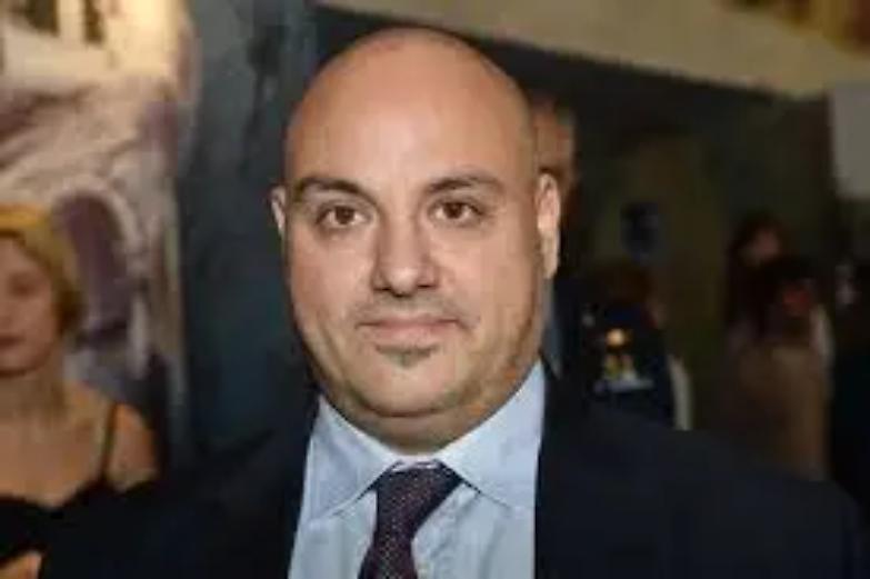 Stumpo: &laquo;Renzi non vuole il congresso perch&eacute; ha paura di perderlo&raquo;