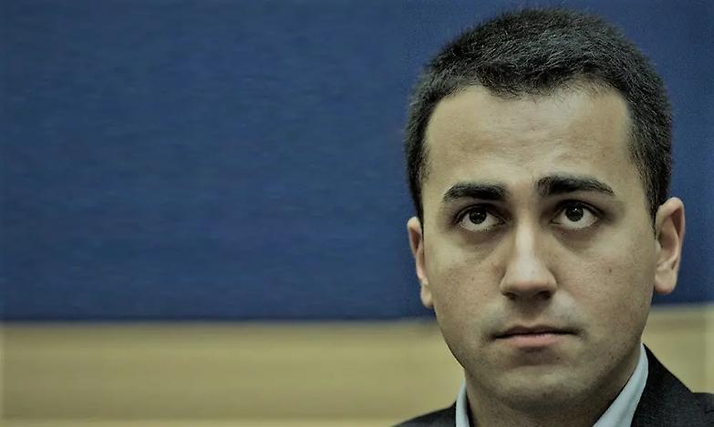 Un sms smentisce Di Maio: "Marra un servitore dello Stato"