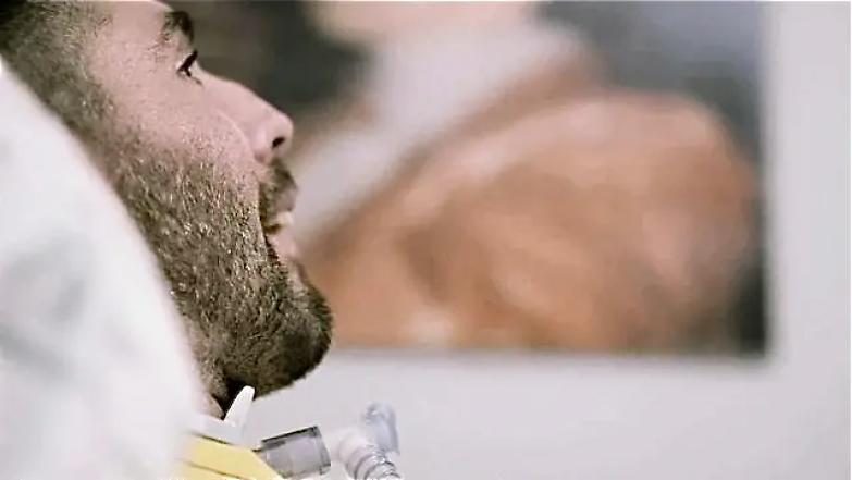 Dj Fabo in Svizzera per chiedere l'eutanasia: "Lasciatemi morire"