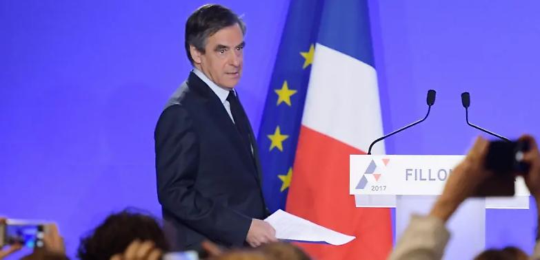 "Non mi ritiro, decider&agrave; il popolo, non i magistrati"