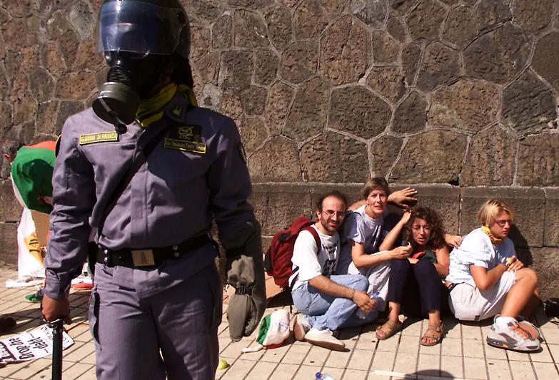 Intervista ad Alessio Scandurra: "Il reato di tortura non &egrave; legge perch&eacute; la politica ha paura"