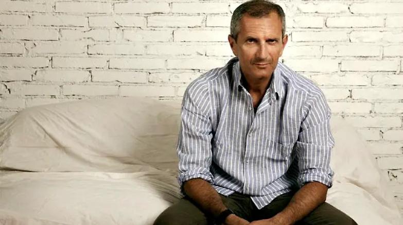 Carofiglio: &laquo;Ma quale allarme sicurezza, questa &egrave; l&rsquo;epoca pi&ugrave; sicura della storia&raquo;