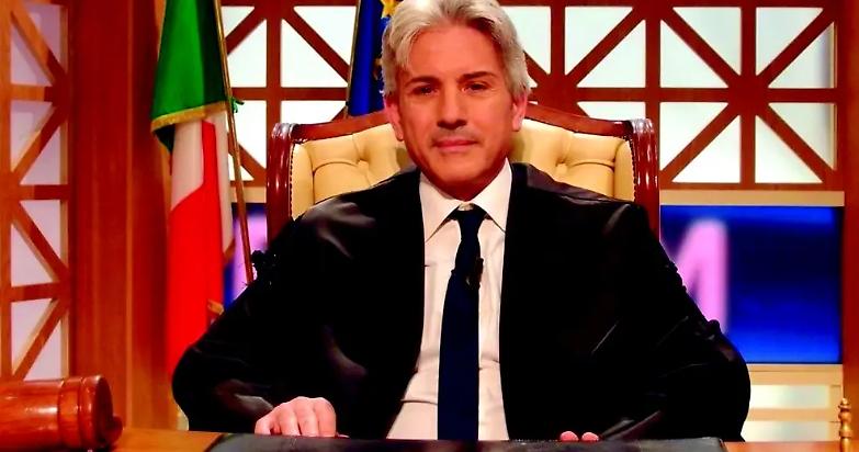 A Taranto &egrave; sfida tra ex pm. Brandimarte: &laquo;Abbiamo lasciato la toga...&raquo;