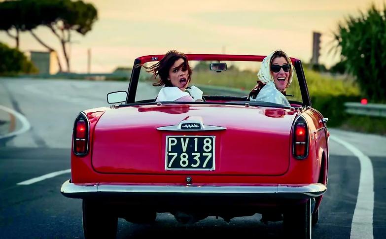 &ldquo;La pazza gioia&rdquo;, come &egrave; perbene il manicomio di Virz&igrave;