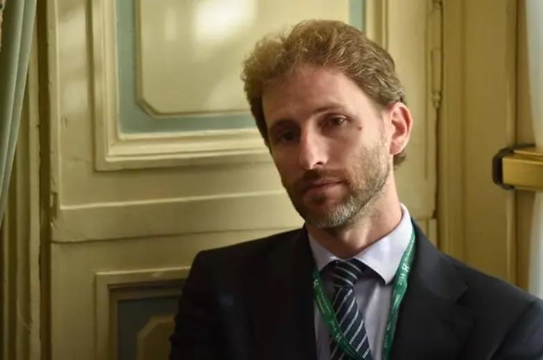 Casaleggio jr, intuizioni filosofiche e rozzezza politica