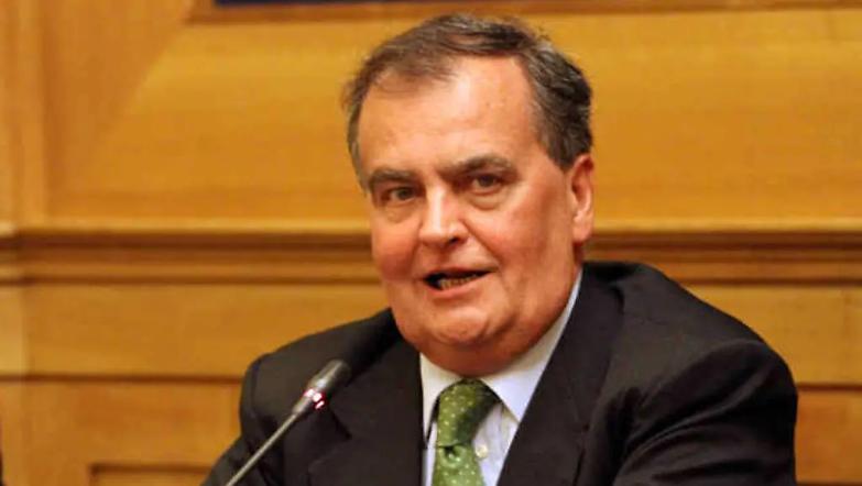 Calderoli: &laquo;Bossi &egrave; il padre, ma &egrave; Salvini che comanda la Lega&raquo;