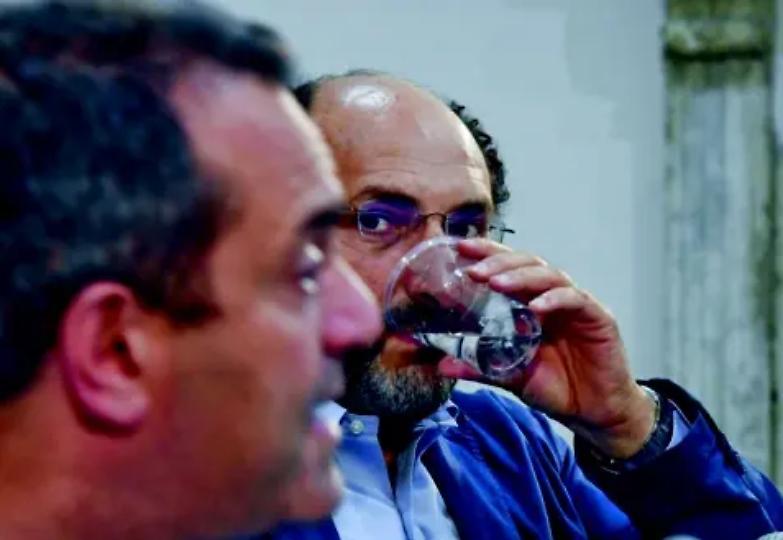 La profezia di De Magistris: &laquo;Le ombre che velarono le mie inchieste, ora si addensano su Woodcock&raquo;