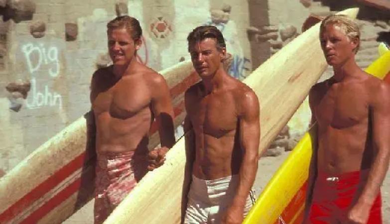 Un&rsquo;estate invincibile. La giovinezza nella societ&agrave; degli eterni adolescenti