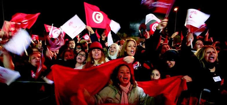Tunisia esultano le donne s&igrave; alla legge antiviolenza