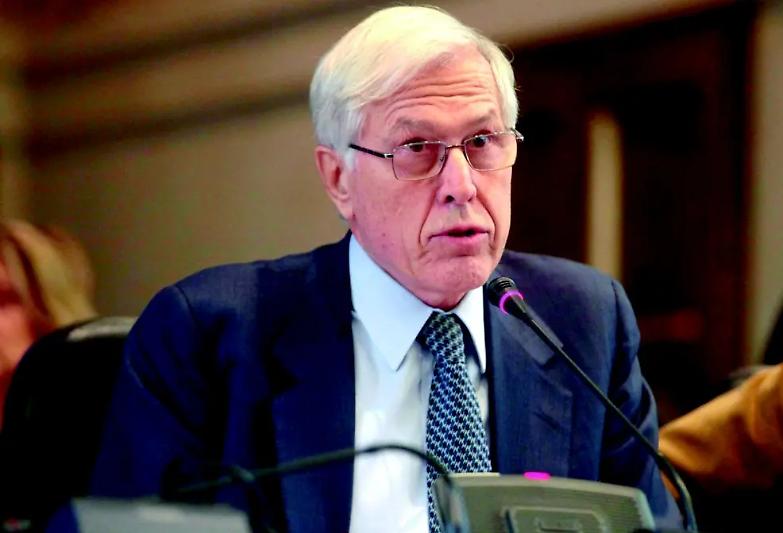 Danovi: &laquo;Societ&agrave; tra avvocati: una riforma infausta&raquo;