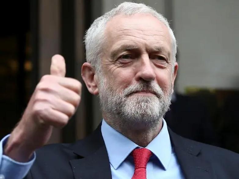 La lezione di Corbyn il rosso alla sinistra italiana