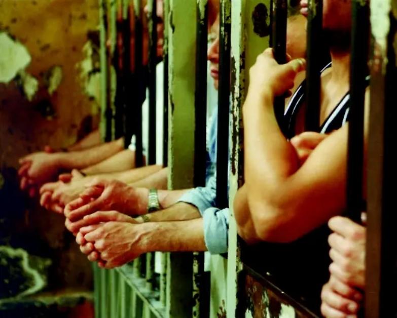 Parlamento Ue: &laquo;Il sovraffollamento carcerario aiuta la radicalizzazione&raquo;