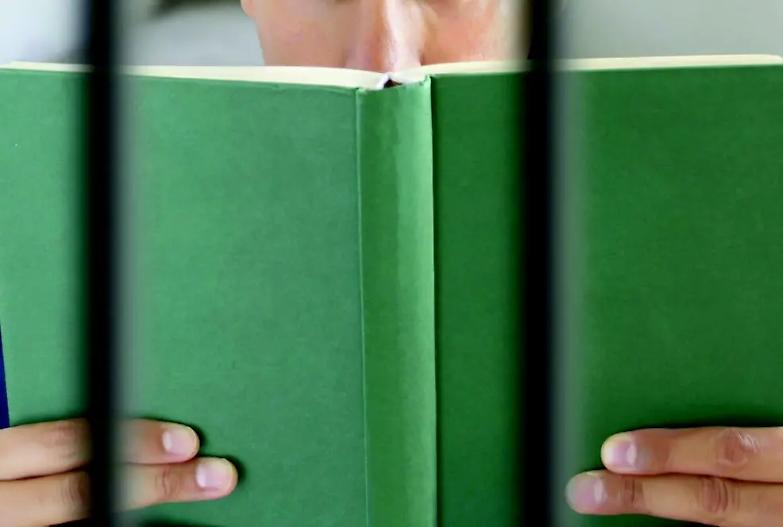 Scrittori dietro le sbarre Ecco i corsi per detenuti