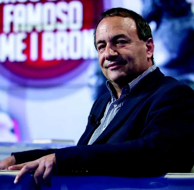 La difesa di Mimmo Lucano: &laquo;Meglio la giustizia che la legalit&agrave;&raquo;