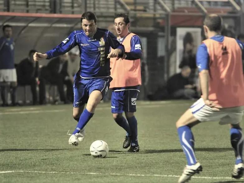 Il balletto delle coalizioni e il tiki-taka di Renzi