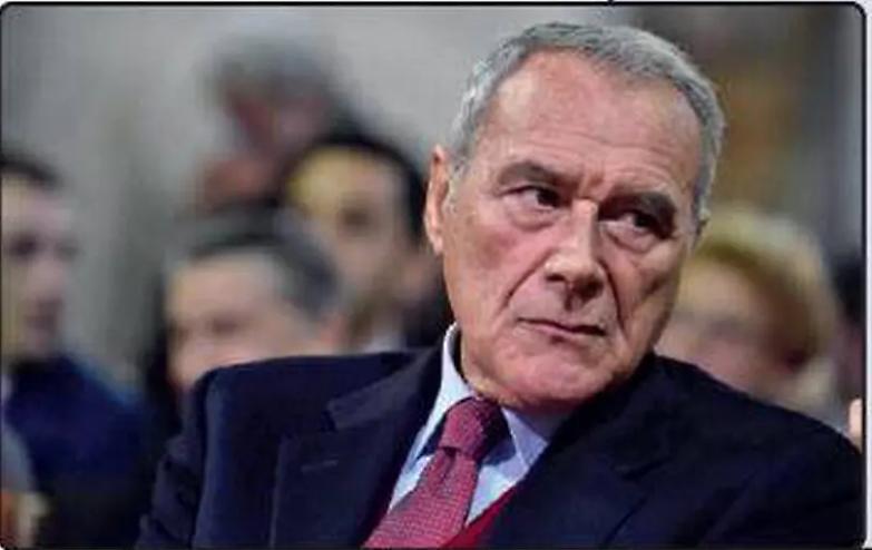 Il &ldquo;nostalgismo&rdquo; italico, cio&egrave; il rifiuto del presente