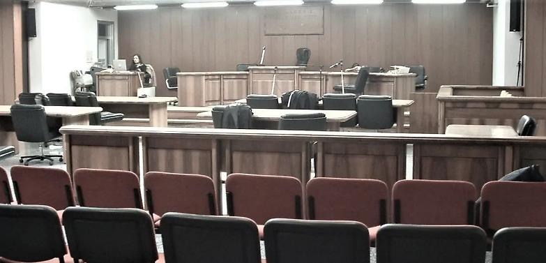 Di Maio non inganni gli avvocati sugli &ldquo;straordinari&rdquo; dei tribunali