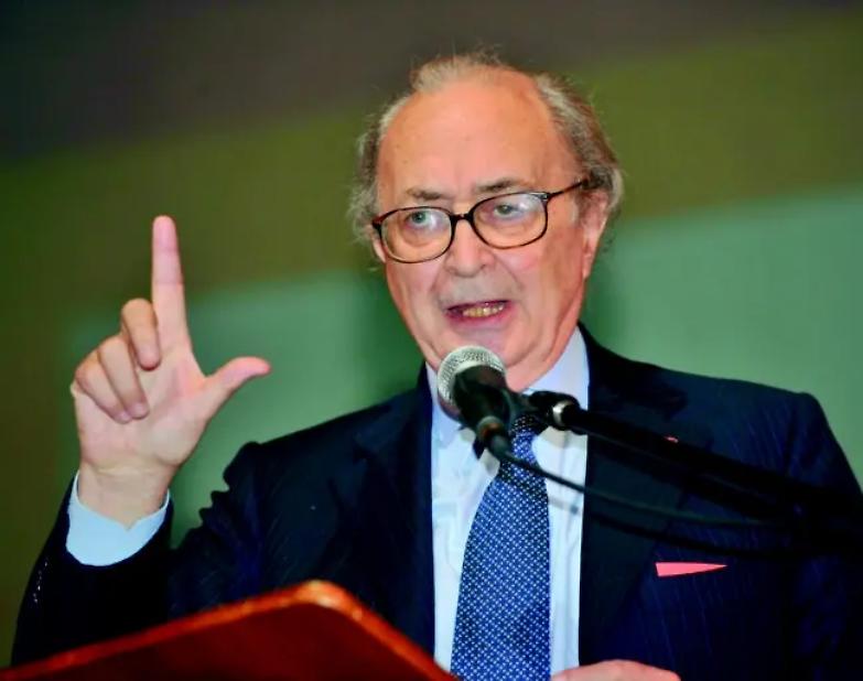 Addio all&rsquo;avvocato Maurizio De Tilla. Orlando: &laquo;Grati al suo impegno&raquo;