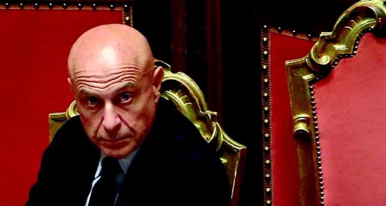 La rivolta dei sindaci dei comuni sciolti per mafia