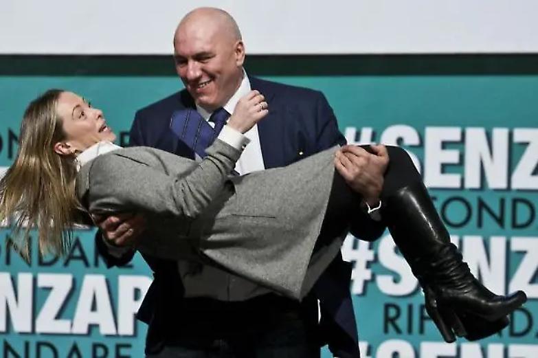 Intervista a Crosetto: "Il processo a Boschi &egrave; surreale e copre il vero scandalo banche"