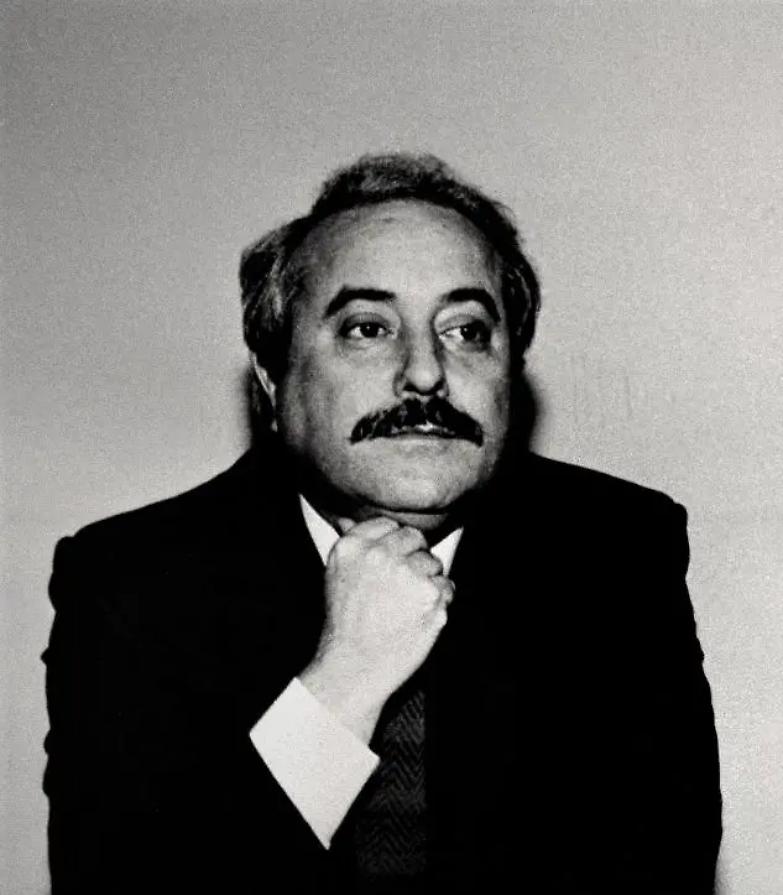 Perch&eacute; usare Falcone per giustificare le proprie idee estreme?