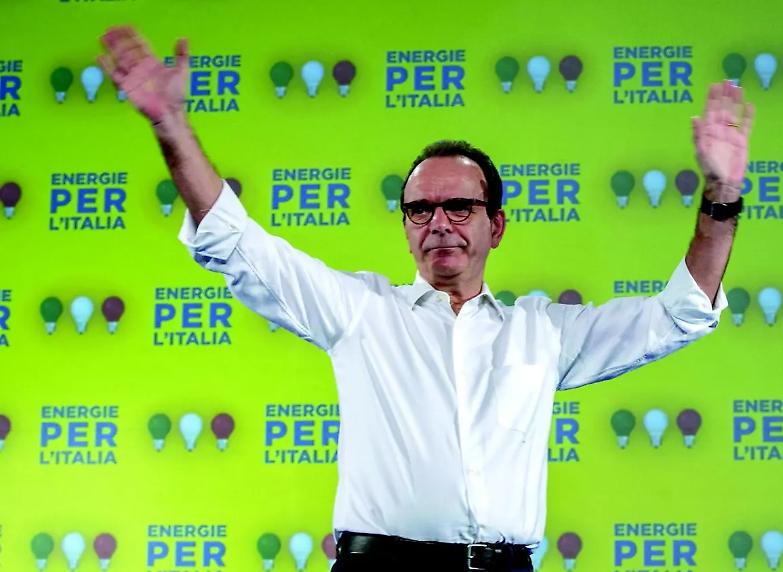 Stefano Parisi: &laquo;Attenti, l&rsquo;antipolitica pu&ograve; creare con i pm un fronte sovversivo&raquo;