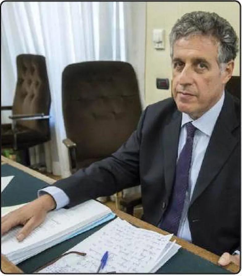 Ma cos&igrave; danneggia la magistratura