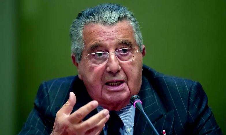 De Benedetti-Renzi, Pignatone indaga sulla fuga di notizie