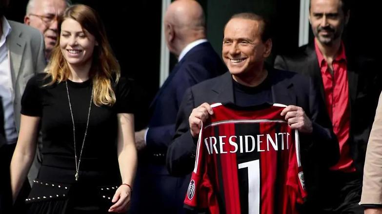 La procura smentisce l'inchiesta sul Milan. Ghedini: aggressione da giornale "nemico"