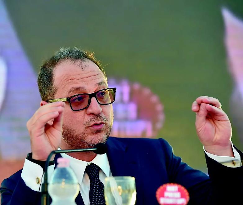 Mul&egrave;: &laquo;De Benedetti e Silvio? Due pesi e due misure&raquo;