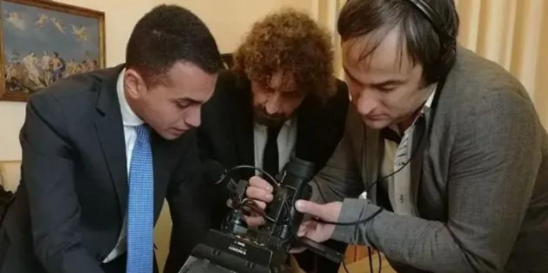 Tutti i parlamentari si tagliano lo stipendio: non solo i 5 stelle