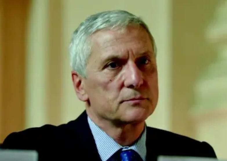 Massimo Luciani: &laquo;Vi spiego perch&eacute; serve l&rsquo;avvocato in Costituzione&raquo;