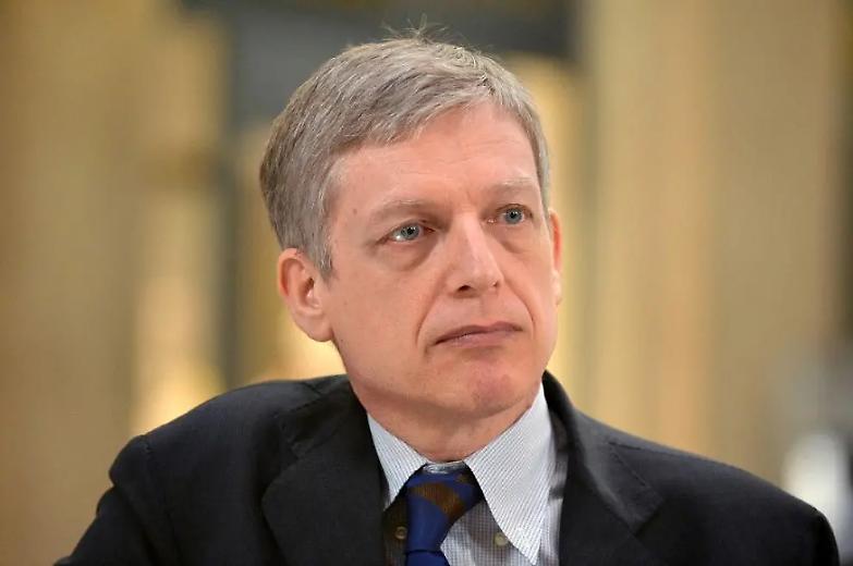 Cuperlo: &laquo;Il segretario del Pd? Lo scelgano gli iscritti&raquo;