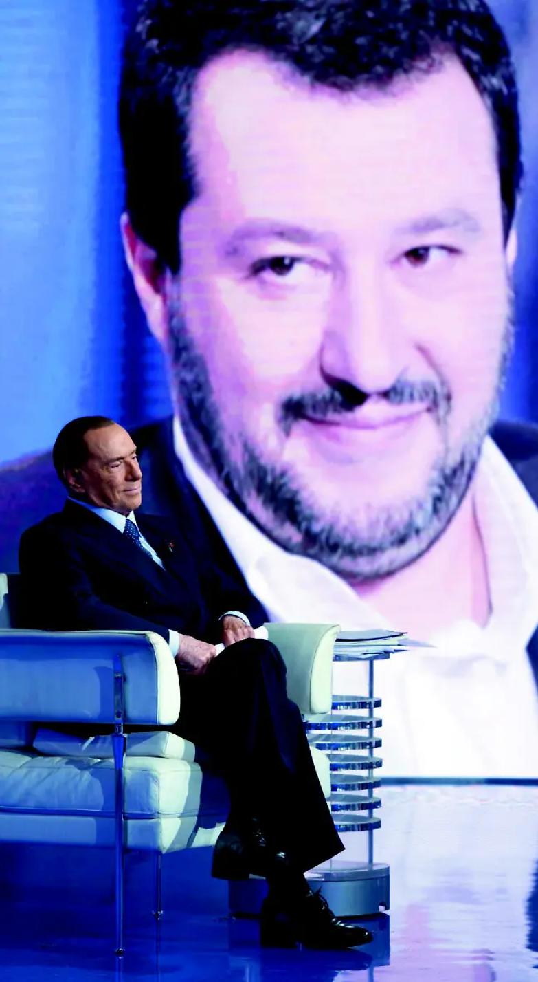 Il duello tra Berlusconi e Salvini: uno solo rester&agrave; vivo