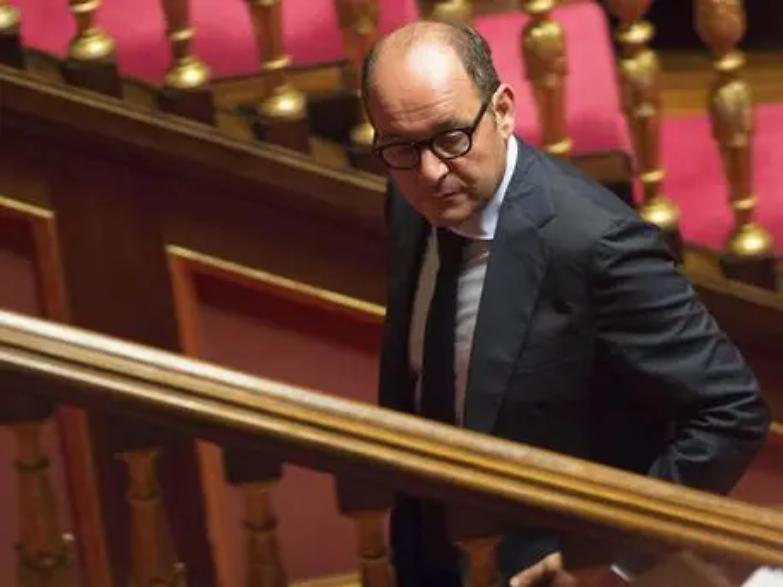Il caso Caridi e quei senatori senza coscienza