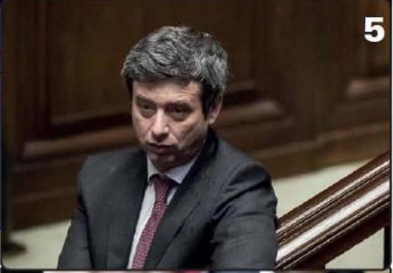 Niente tregua pasquale continua la resa dei conti nel Pd