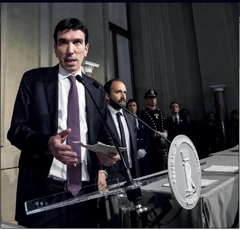 I renziani ora vogliono Rosato. Martina gi&agrave; traballa
