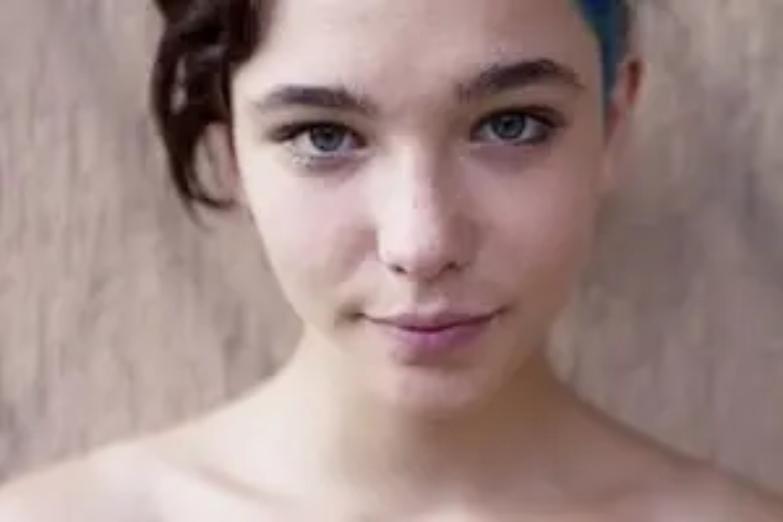 Matilda De Angelis: &laquo;Io, giovane attrice, il mio corpo e la trappola del web&raquo;