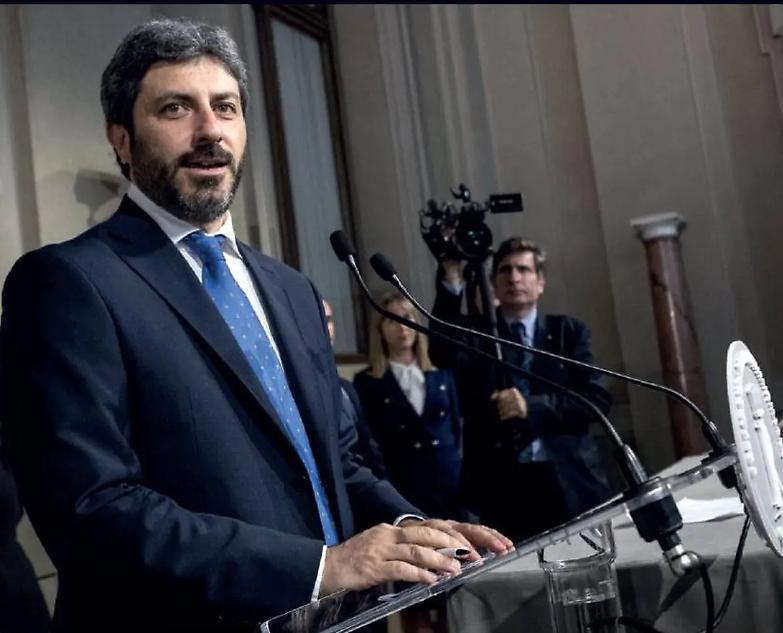 &laquo;Dialogo avviato&raquo;, Fico ci crede, Di Maio ci spera e Renzi decide