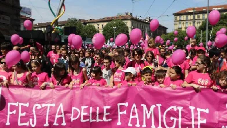 Roma, figlia di due padri registrata all&rsquo;anagrafe senza ordine del Tribunale