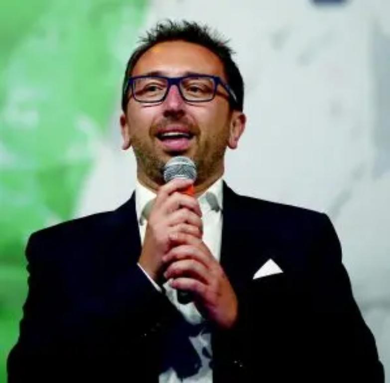 &laquo;Sono un avvocato e amo il diritto. Davigo? Mai sentito &raquo;