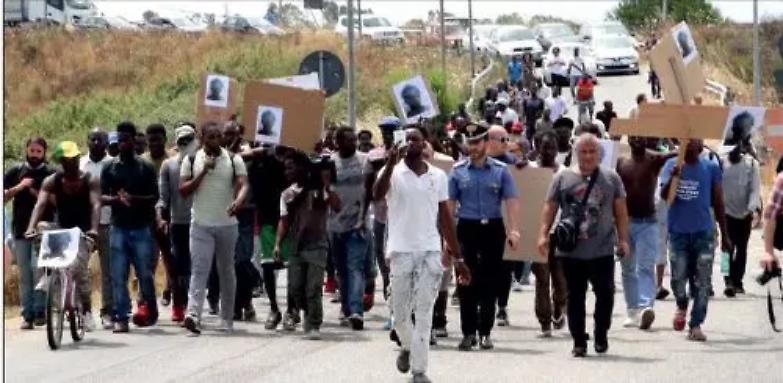 Benvenuti a Rosarno, paese della pacchia