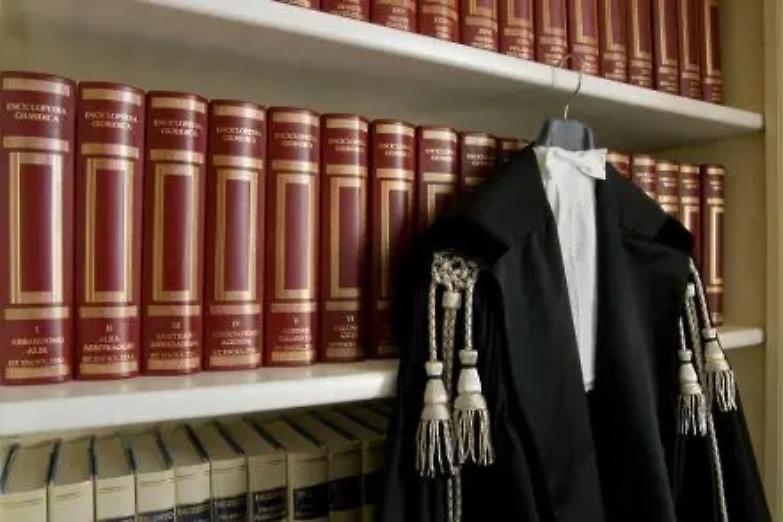 Avvocatura italiana ecco il rapporto: &laquo;Inizia la ripresa&raquo;