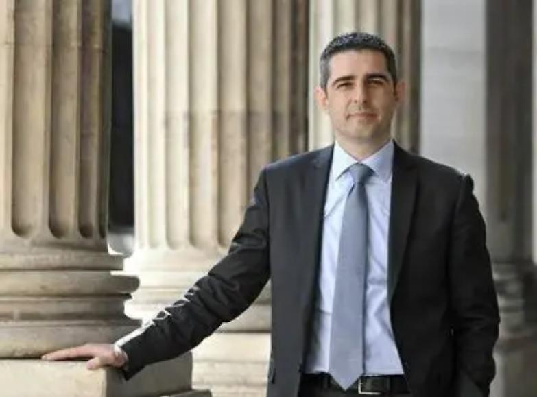 Pizzarotti: &laquo;I populisti si battono con i contenuti&raquo;. Parola di ex grillino...