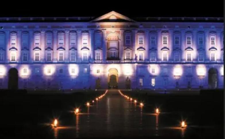 Napoli, sar&agrave; "un'estate da re" per il teatro San Carlo