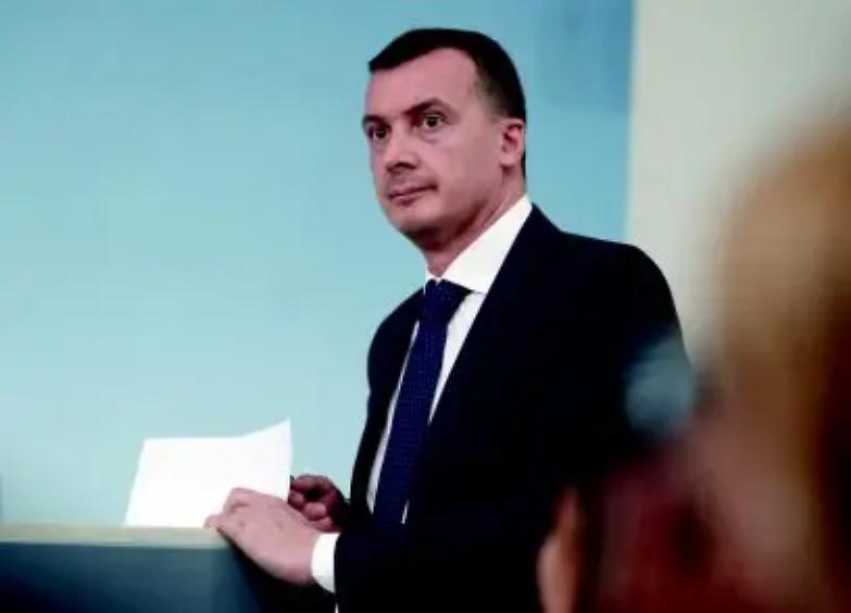 Casalino attacca Il Foglio...