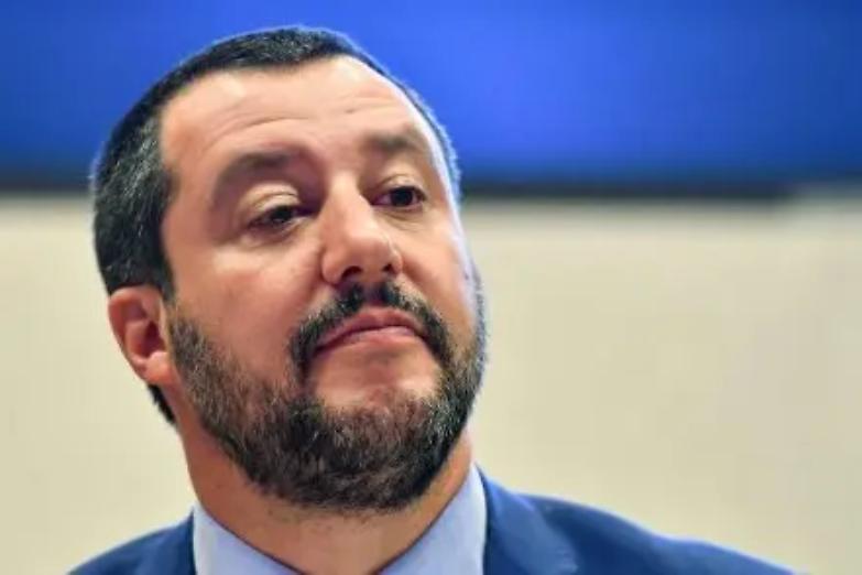 Salvini e Conte esultano: &laquo;Italia ascoltata in Europa sui migranti&raquo;
