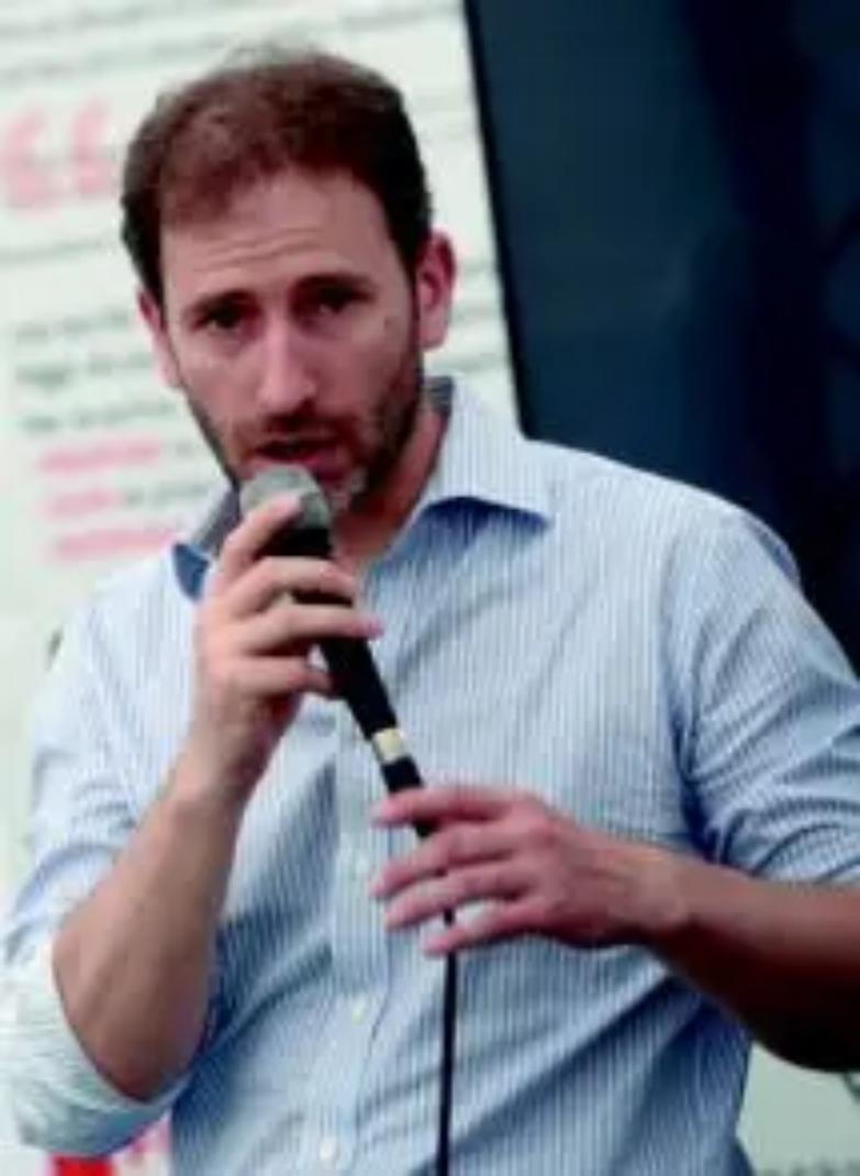 Casaleggio jr: &laquo;Parlamento addio!&raquo;