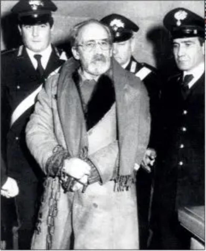 Vito Ciancimino: &laquo;Decisi di passare il Rubicone e dissi ai carabinieri: ok, pronto a collaborare &raquo;