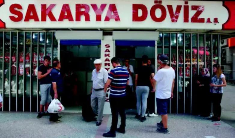 La lira turca a picco Erdogan: &laquo; Tranquilli ci penser&agrave; Allah...&raquo;